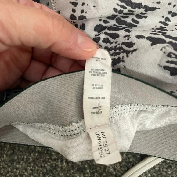 Women’s Under Armour Georgia Gwinnett Grizzlies athletic shorts Large - Picture 3 of 4